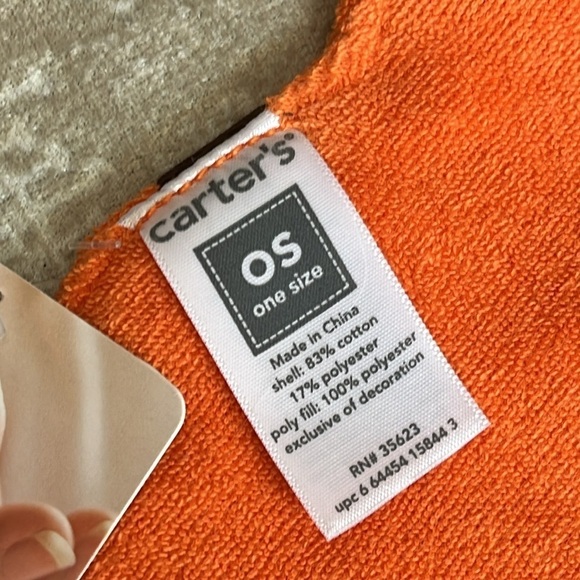 Brand New Set of 2 Carter’s Cloth Baby Bibs Orange Halloween Tiger Jungle Animal - Picture 4 of 14